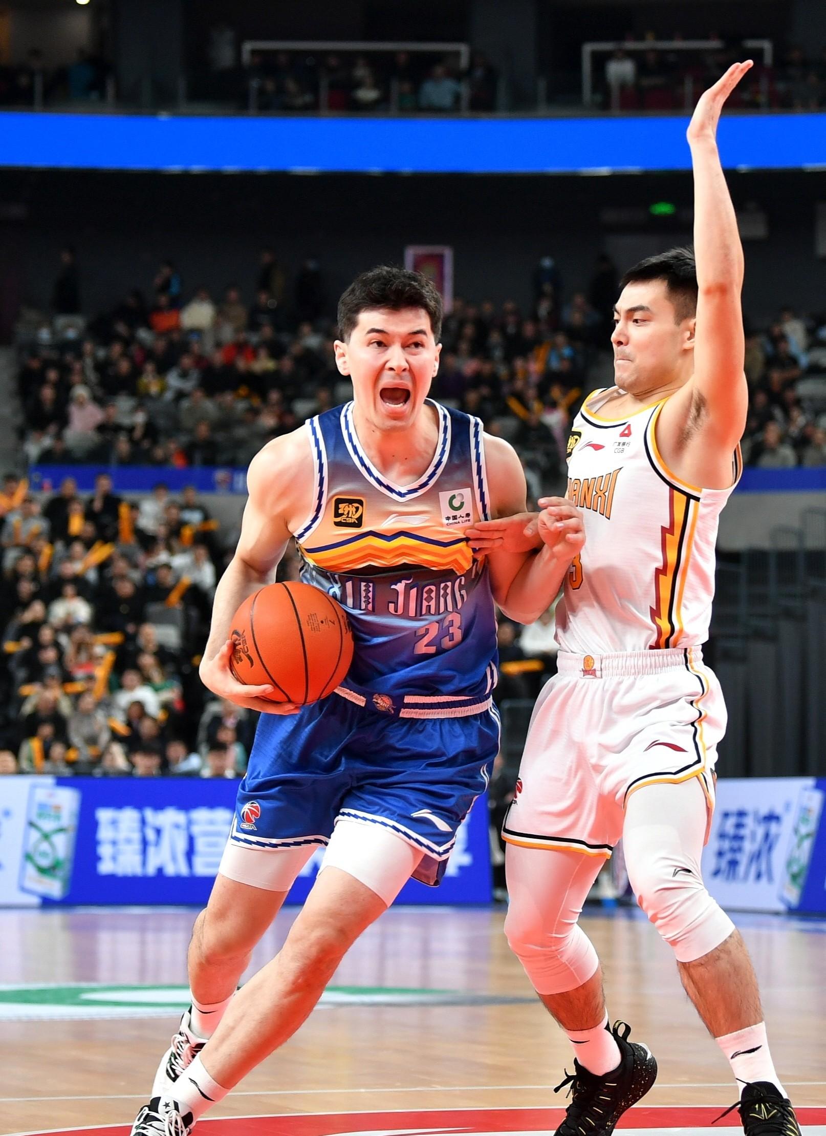 德赢半导体-关于新疆兵团俱乐部球员表现出色，助球队实现连胜的信息