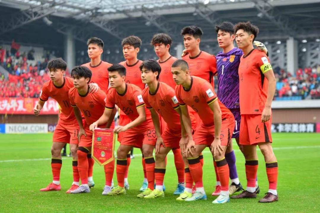 中国足球在国际舞台上展现出色表现！